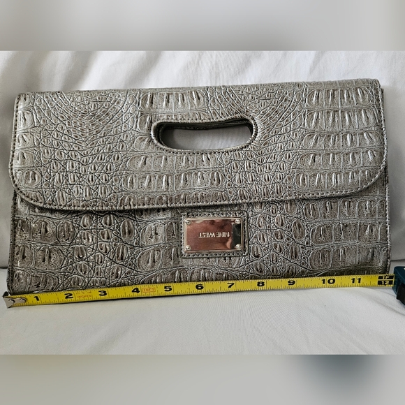 Nine West Clutch - Picture 4 of 5